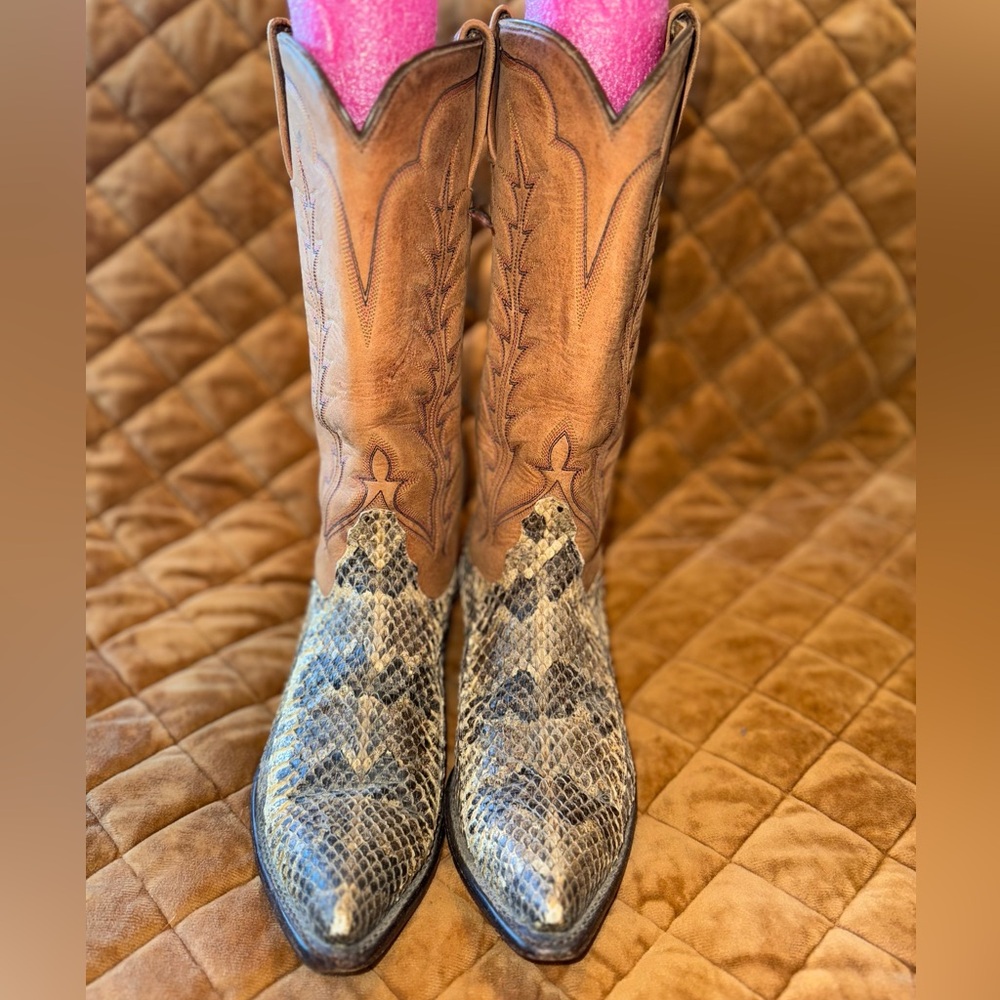 Vintage Tony Lama Snakeskin boots